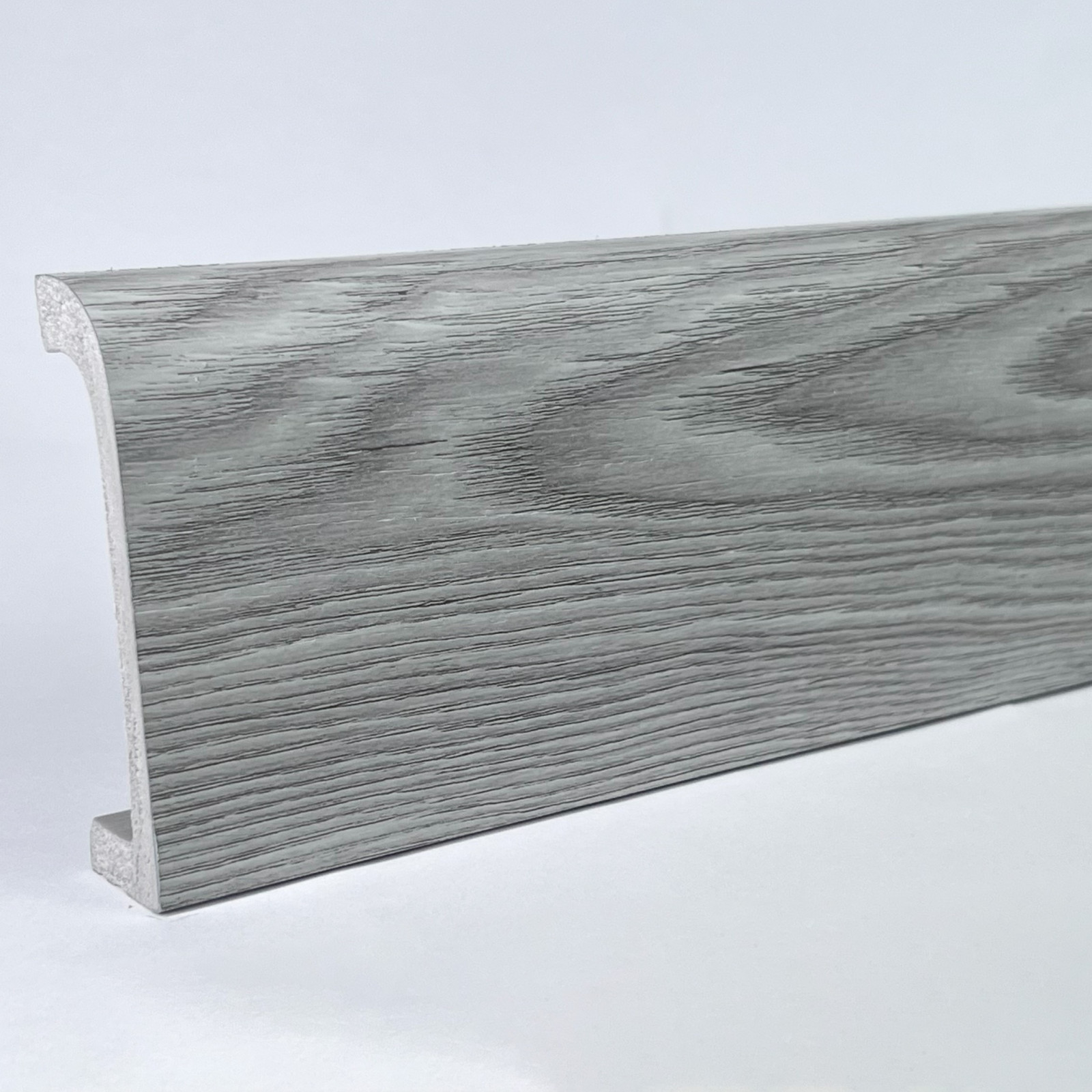 Плинтус напольный ПЛ 16 Bello Deco Северный дуб 80мм×19мм×2м