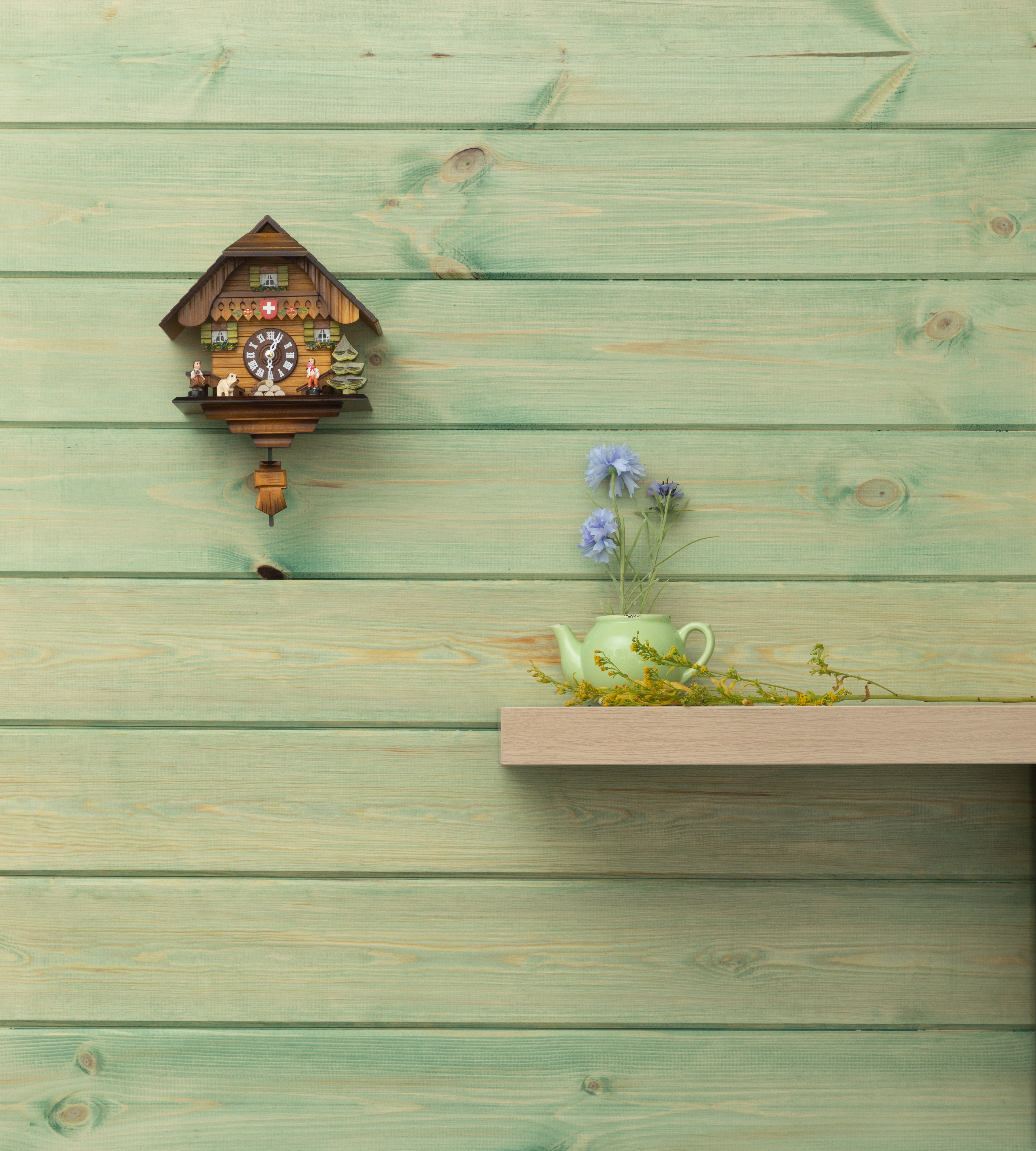 Краска Swiss Lake Covering Wood Protector 0,9 л.