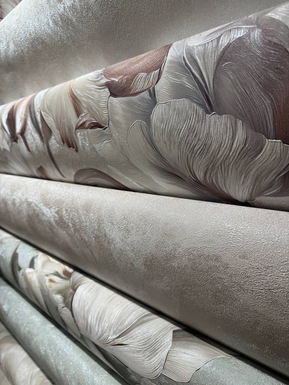 Обои 587185 Avisto Анджелина Avisto коллекция Анджелина производства  в интернет-магазине Обоитрейд