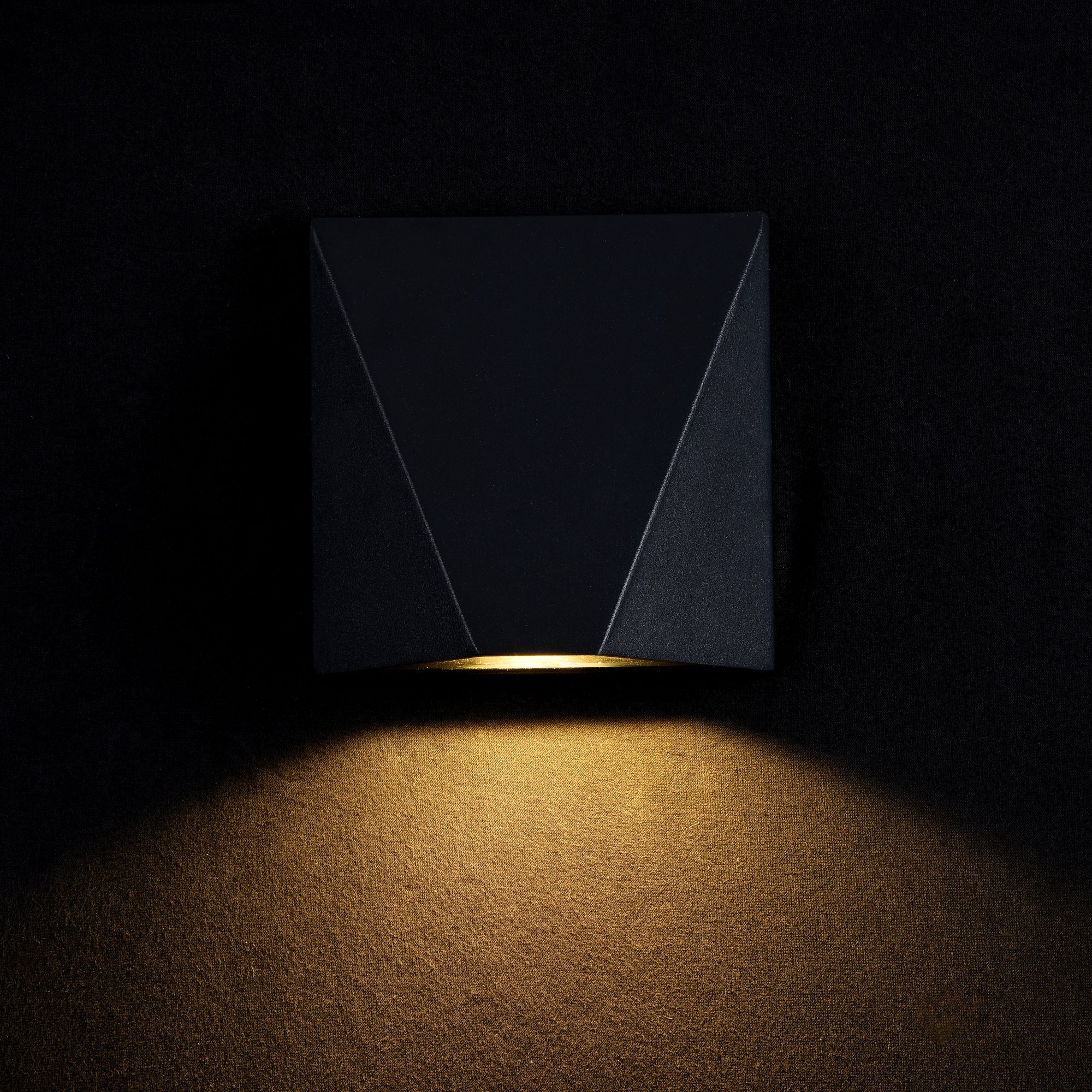 Бра Maytoni Outdoor O577WL-L5B