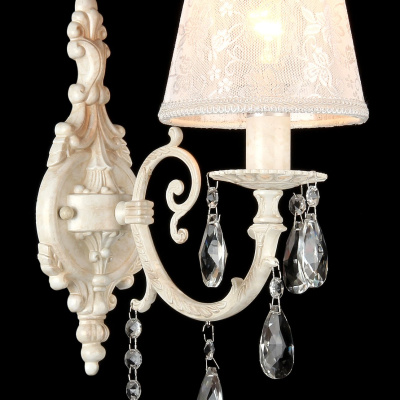 Бра Maytoni Elegant ARM390-01-W