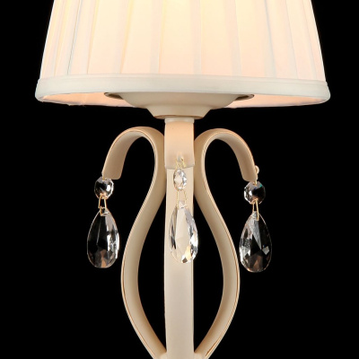 Настольная лампа Maytoni Elegant ARM172-01-G