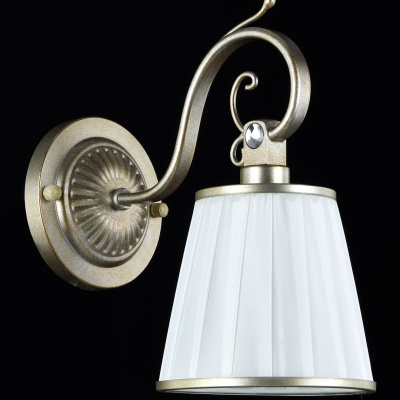 Бра Maytoni Elegant ARM002-01-NG