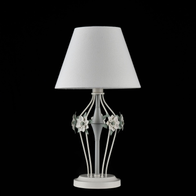 Настольная лампа Maytoni Elegant ARM790-TL-01-W