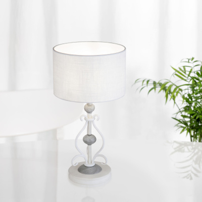 Настольная лампа Maytoni Elegant ARM631TL-01-W