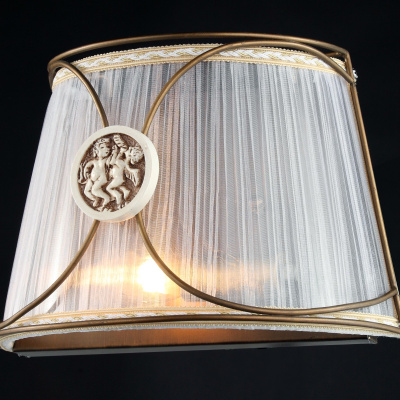 Бра Maytoni Elegant ARM365-01-R