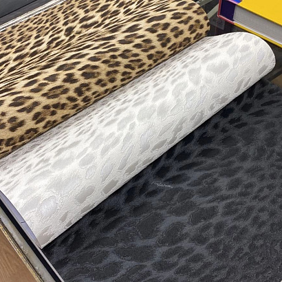 Обои 21041 Emiliana Parati Roberto Cavalli 9 Emiliana Parati коллекция Roberto Cavalli 9 производства Италия в интернет-магазине Обоитрейд