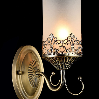 Бра Freya Classic FR2563-WL-01-BZ