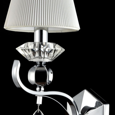 Бра Maytoni Neoclassic MOD560-01-N